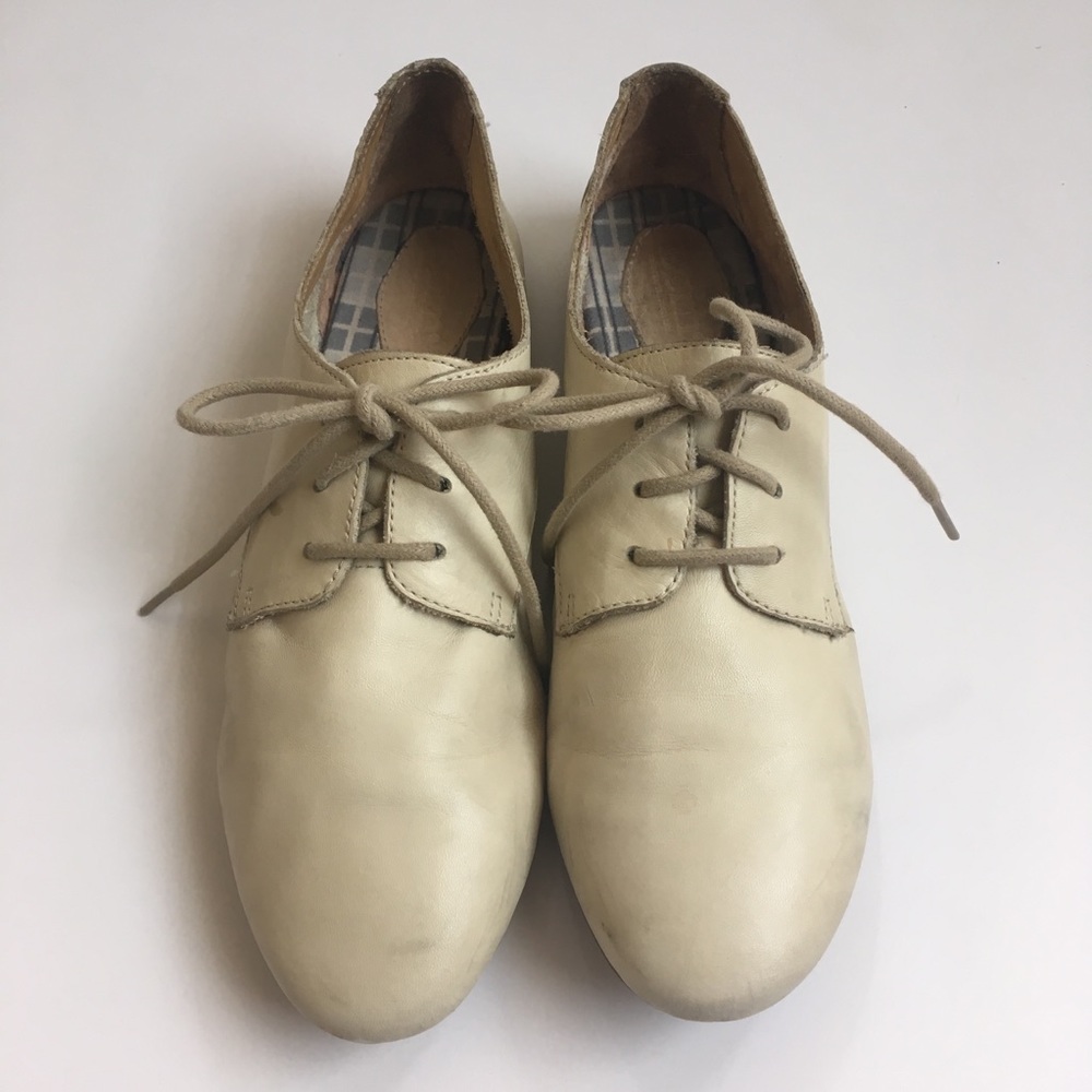 Born Lace Up Shoes
